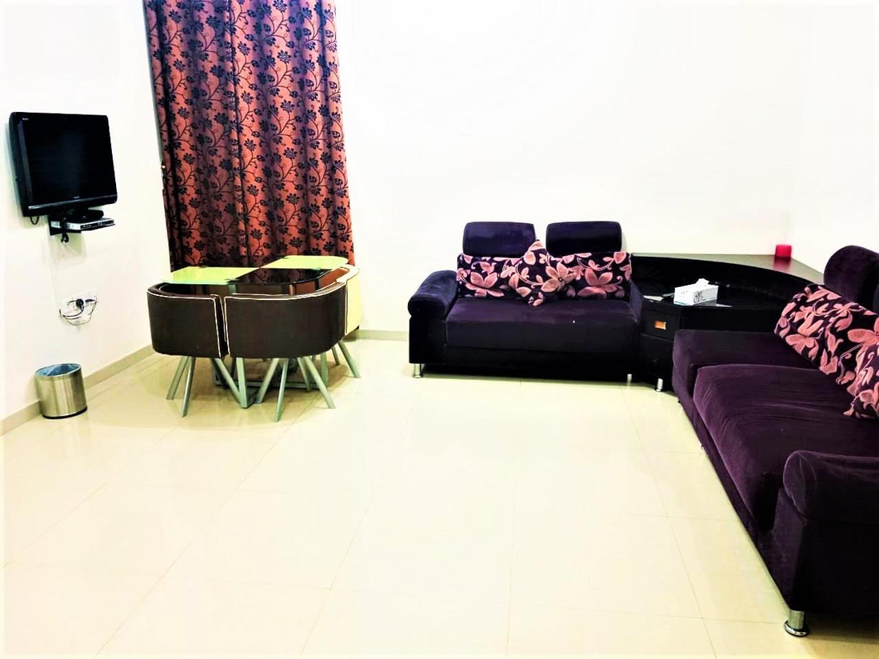 Bahla Hotel And Apartments Екстер'єр фото